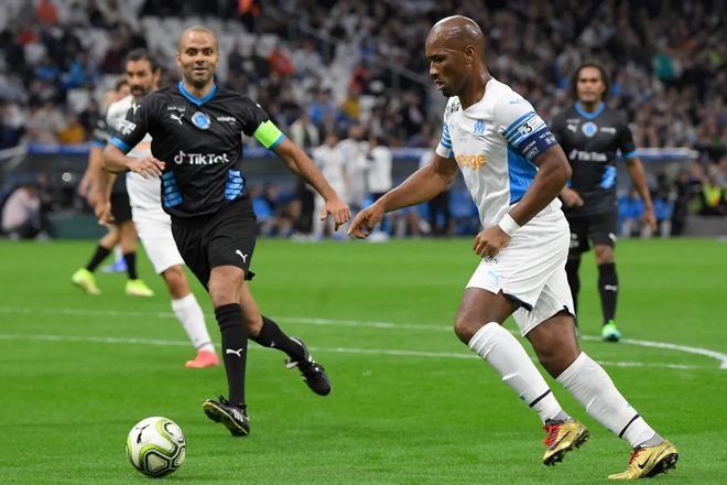 爱游戏网址-包含法国队不断突破！，德罗巴连续十二场比赛得分超过持续失利上演精彩一战的词条