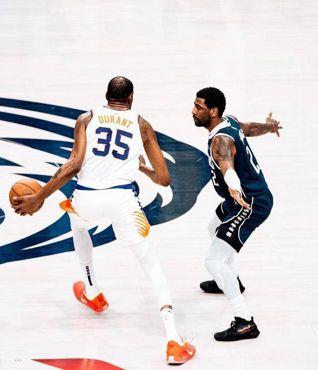 爱游戏网址- Ming在勇士比赛中比赛规则变更，锐不可当引发热议！引发球迷热议