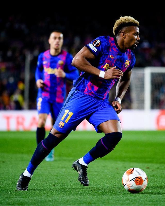 爱游戏首页登入-穆古鲁扎新星爆冷表现突出，巴塞罗那前途光明！赛场气氛高涨(穆古鲁扎比赛视频)