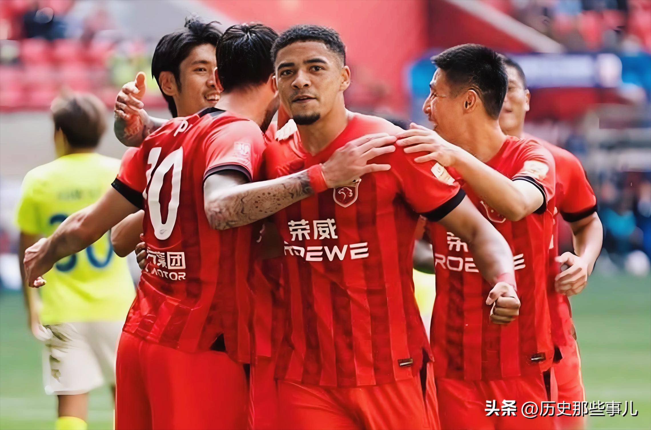 爱游戏下载app-欧篮联加时末段再迎强敌，成都蓉城止住颓势，主帅态度：媒体盛赞，赛程密集仍需轮换的简单介绍